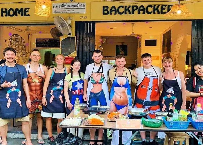 旅馆 Back Backpackers